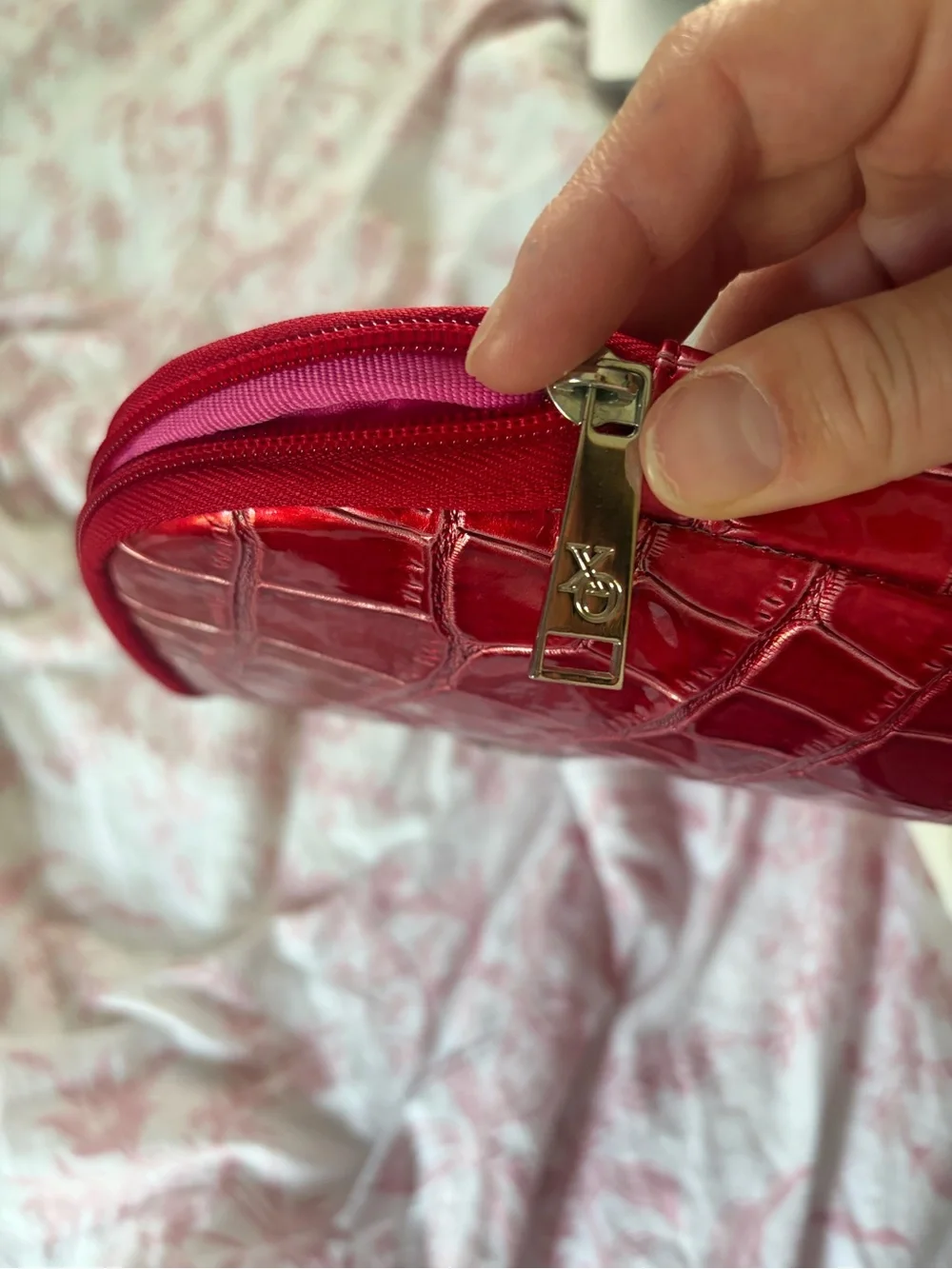 XOXO Red Croc-Embossed Laptop Sleeve